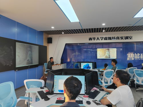 虛擬現(xiàn)實教學(xué)實訓(xùn)中心啟用，引領(lǐng)計算機與軟件工程教學(xué)改革新篇章